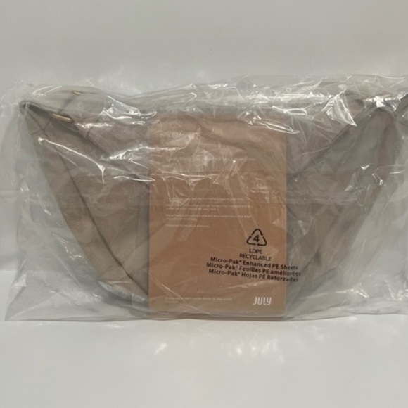 July Crescent Crossbody Bag - Picture 5 of 8